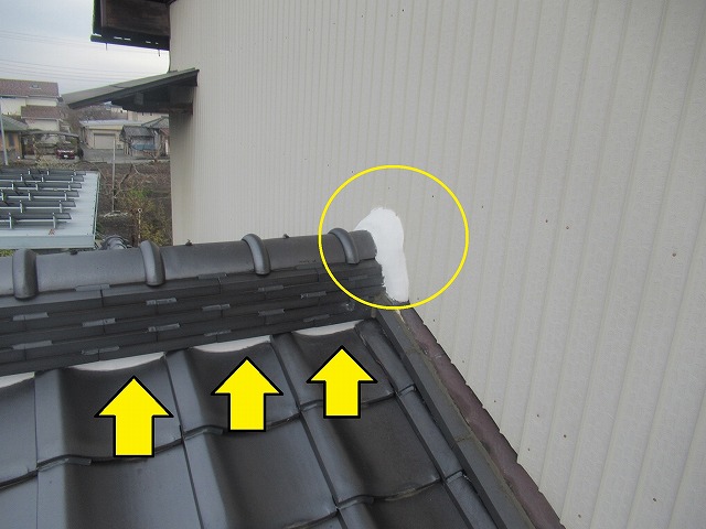 南アルプス市　ラバーロック